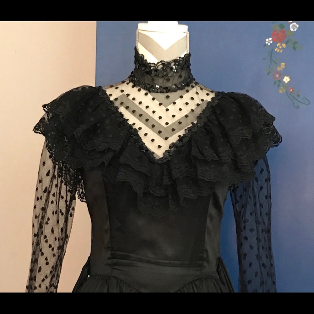 Vintage Gunne Sax Goth black dress gown Halloween